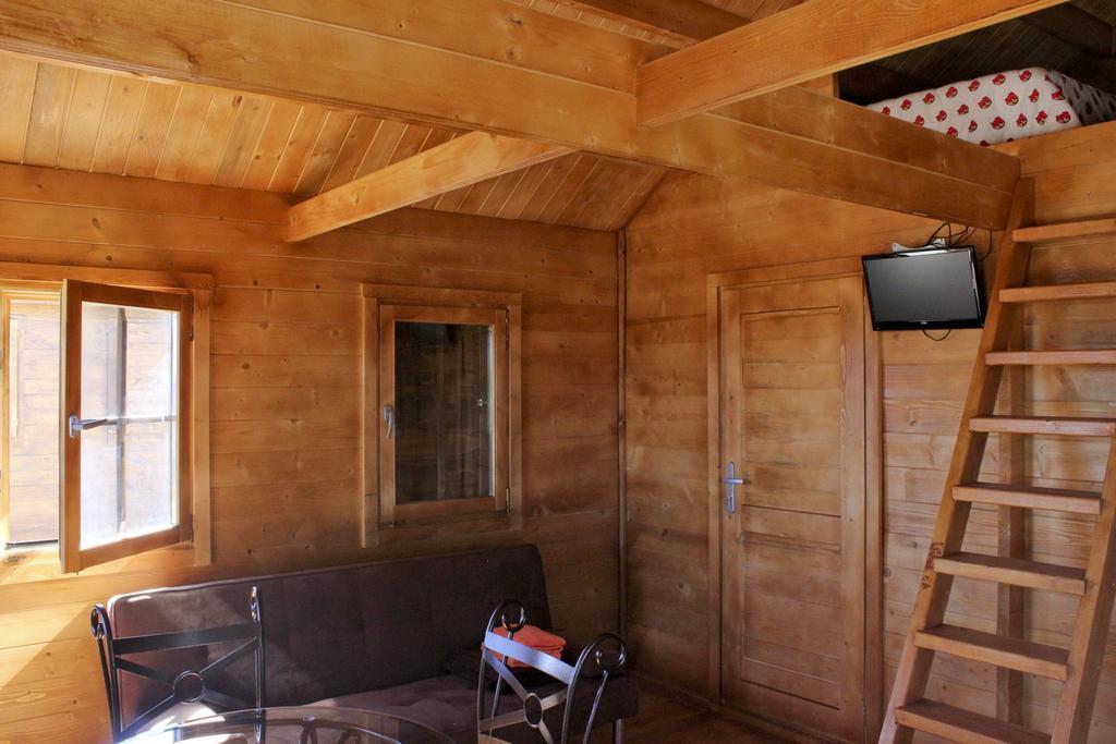 ホテル Monte Do Azibo Glamping Podence 部屋 写真